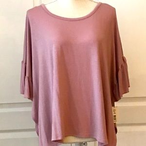 NWT Cut the Frills Comfy Top